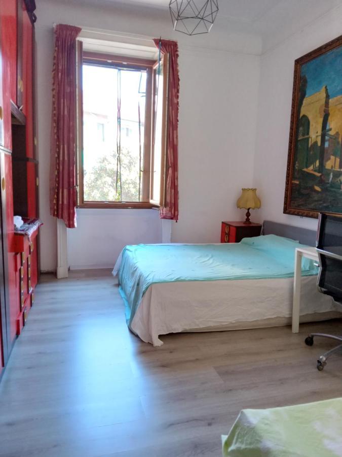 מילאנו A Room In A Beautiful Apartment In The City Center מראה חיצוני תמונה